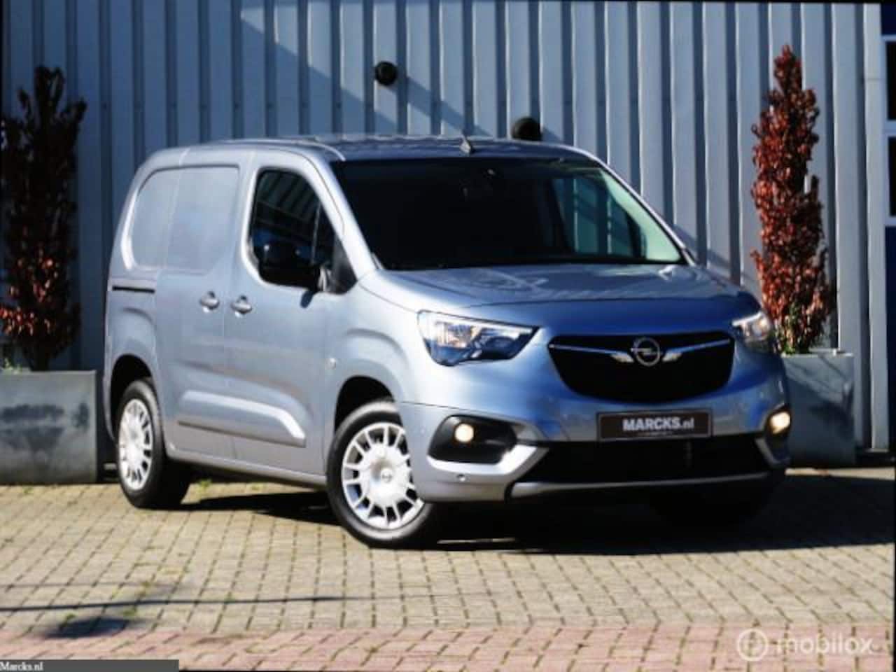 Opel Combo - 1.5D L1 2x Schuifdeur Navigatie Camera EURO6 - AutoWereld.nl