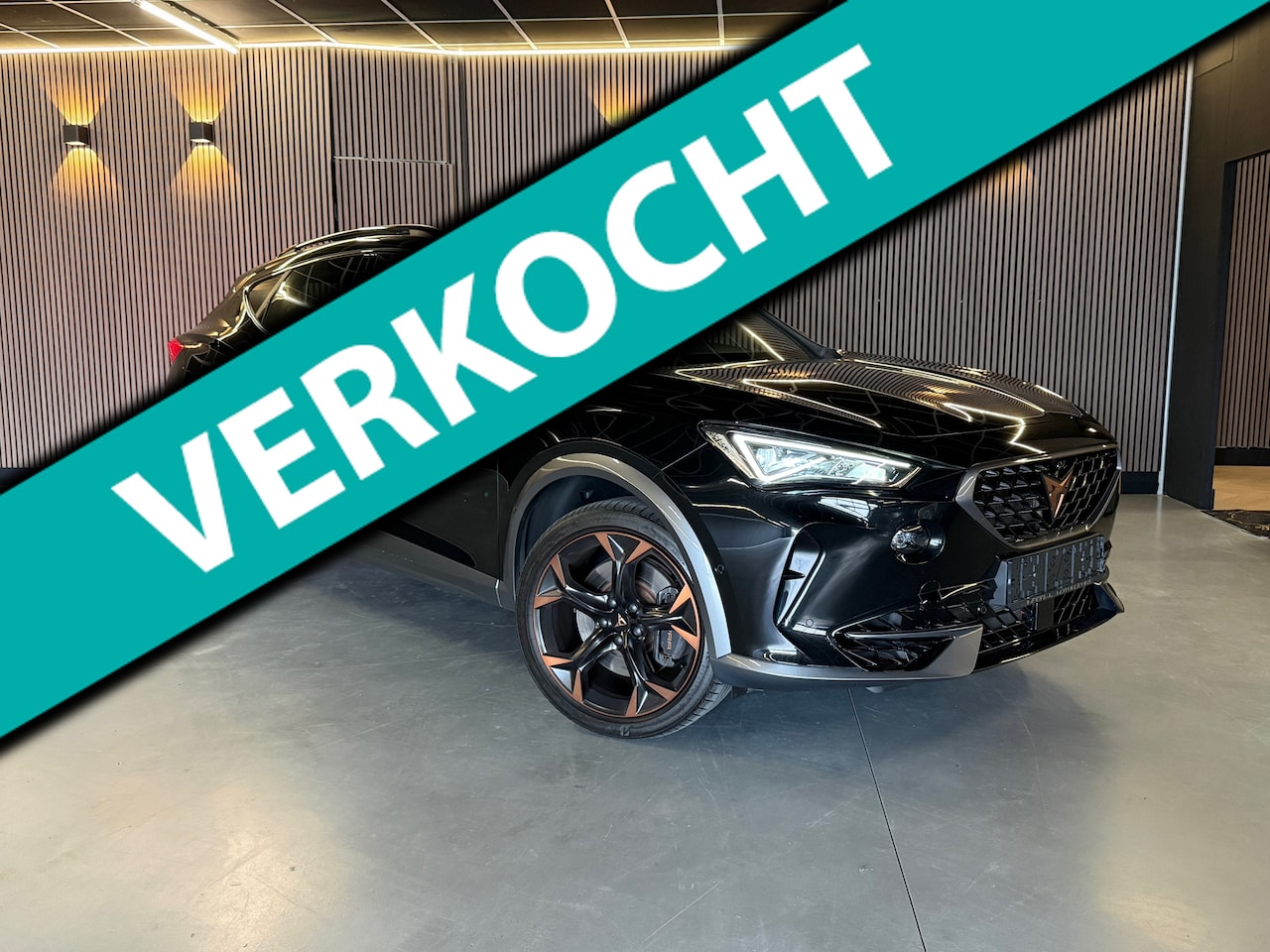 CUPRA Formentor - Cupra Formentor 2.0 TSI 4DRIVE Pano|Beats|CAM|Trekhaak|KEYL|360 - AutoWereld.nl