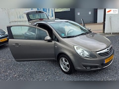 Opel Corsa - 1.4-16V '111' Edition AIRCO