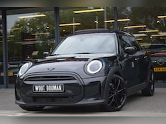 MINI 5-Deurs - 1.5 Cooper Aut. Led Leder Panorama Camera CarPlay Pdc