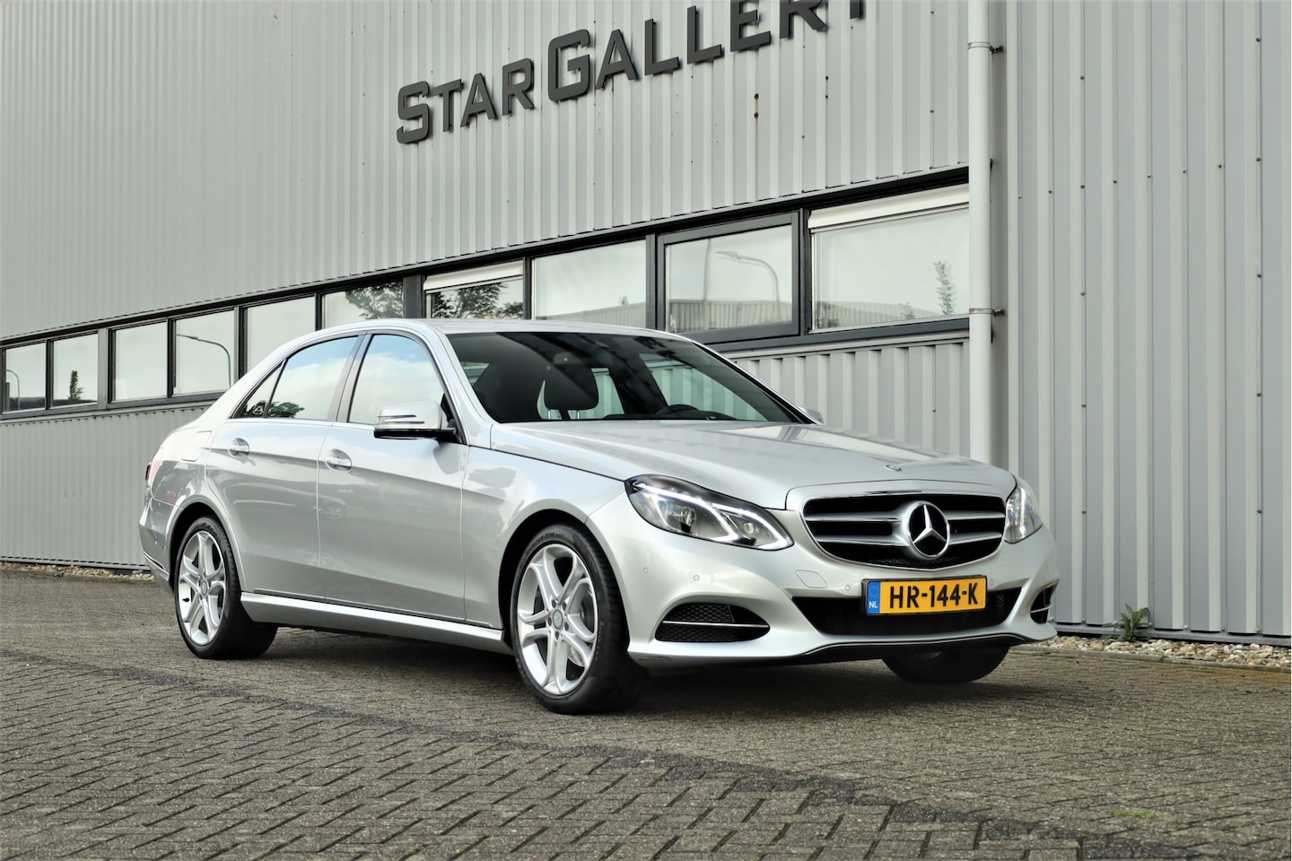 Mercedes-Benz E-klasse - E 200 Avantgarde Sport pakket - AutoWereld.nl