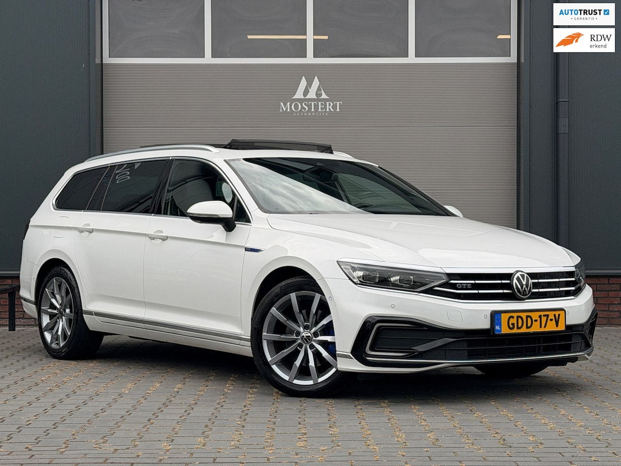 Volkswagen Passat Variant - 1.4 TSI/218pk PHEV GTE Business|2022|Pano|Trekhaak|Leder|Camera|Stoelverw.|Stuurverw.|Memo - AutoWereld.nl