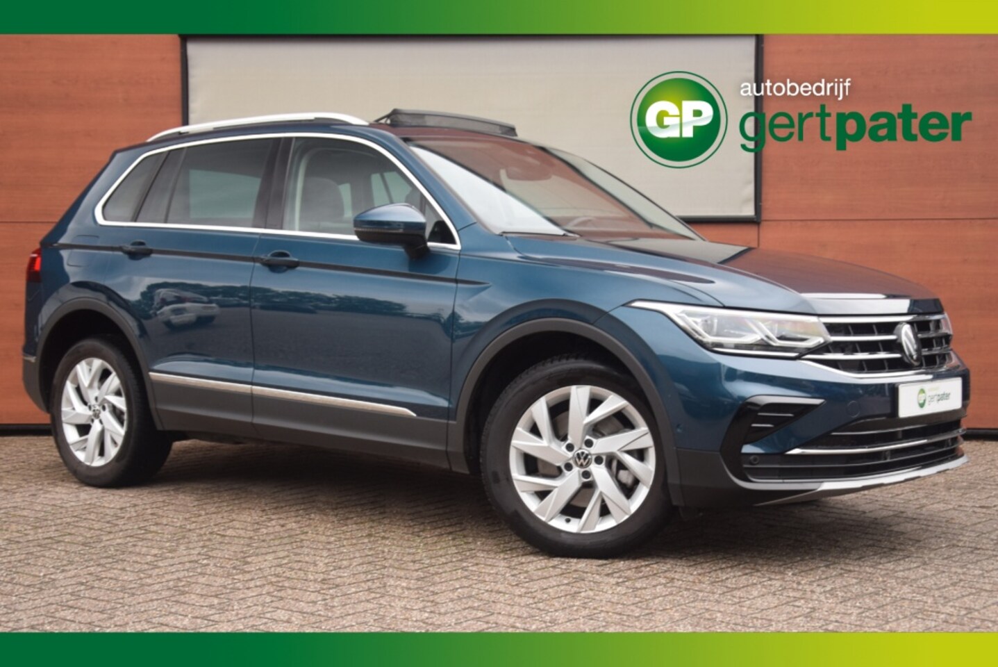 Volkswagen Tiguan - 1.4TSI eHybrid 245PK Elegance Pano/Matrix/Camera/Keyless - AutoWereld.nl