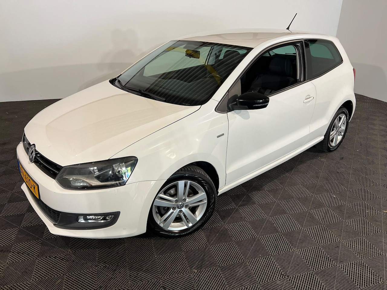 Volkswagen Polo - 1.2 Comfortline - AutoWereld.nl