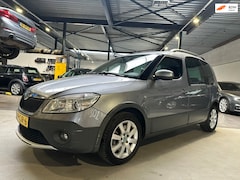 Skoda Roomster - 1.2 TSI Elegance/Dealer onderhouden/Trekhaak/Apk nieuw