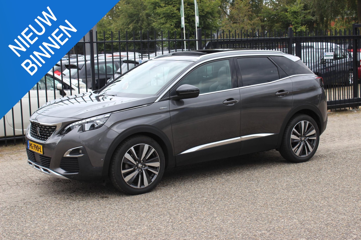 Peugeot 3008 - 1.2 PureTech GT Line 1.2 PureTech GT Line, Schuifdak, Leer! - AutoWereld.nl