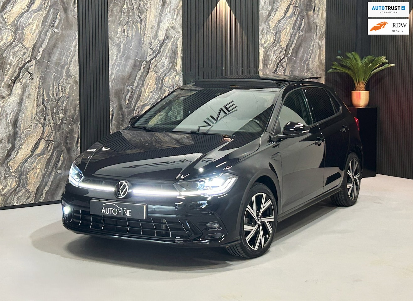Volkswagen Polo - 1.0 TSI 3x R-line Business|PANO|ACC|SFEER|KEYLESS|CAMERA - AutoWereld.nl
