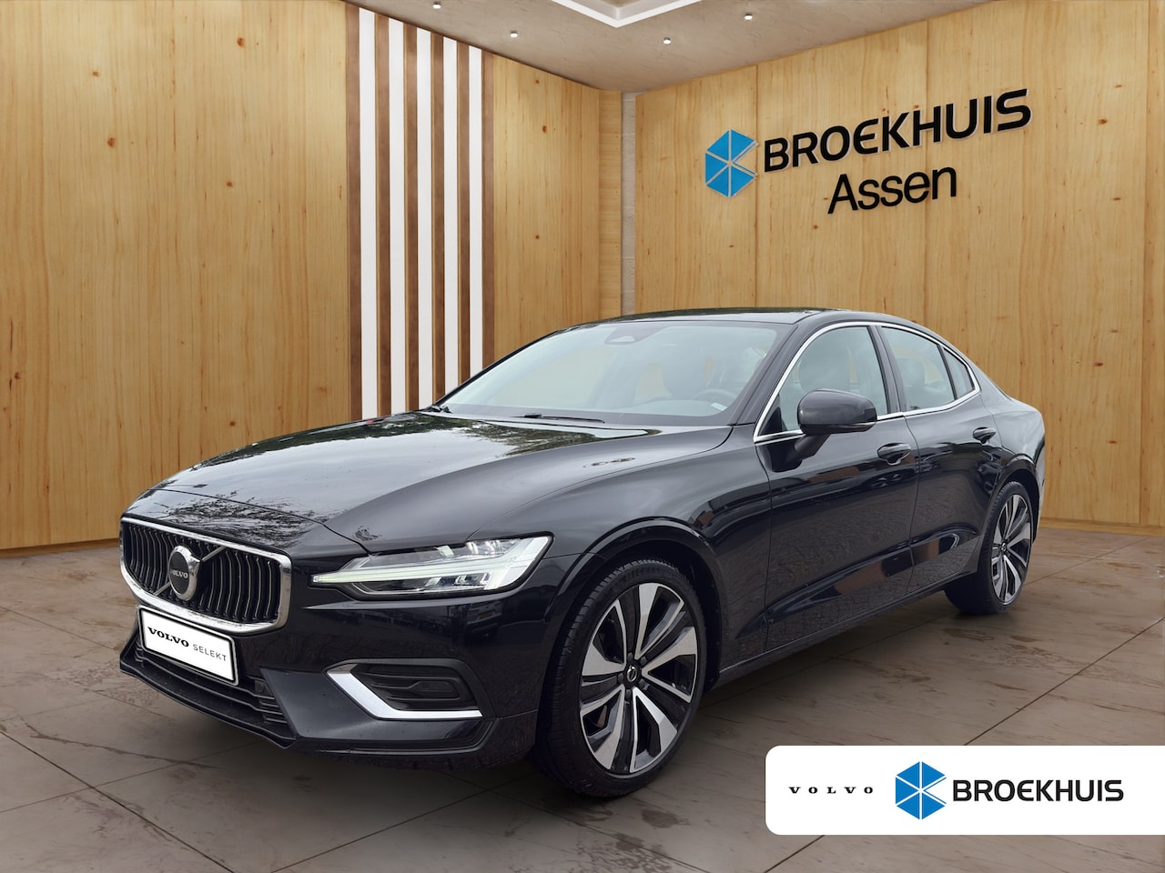 Volvo S60 - 2.0 B4 Plus Bright | BLIS | Stoel + Stuur Verwarming | Keyless Start / Entry | Camera | Me - AutoWereld.nl
