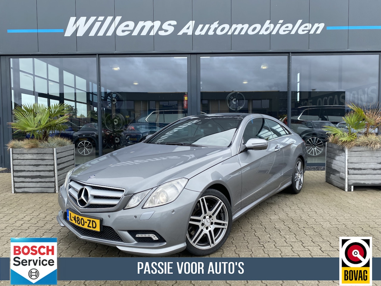 Mercedes-Benz E-klasse Coupé - 500 Elegance Schuifkantel/ Panoramadak ,Trekhaak - AutoWereld.nl