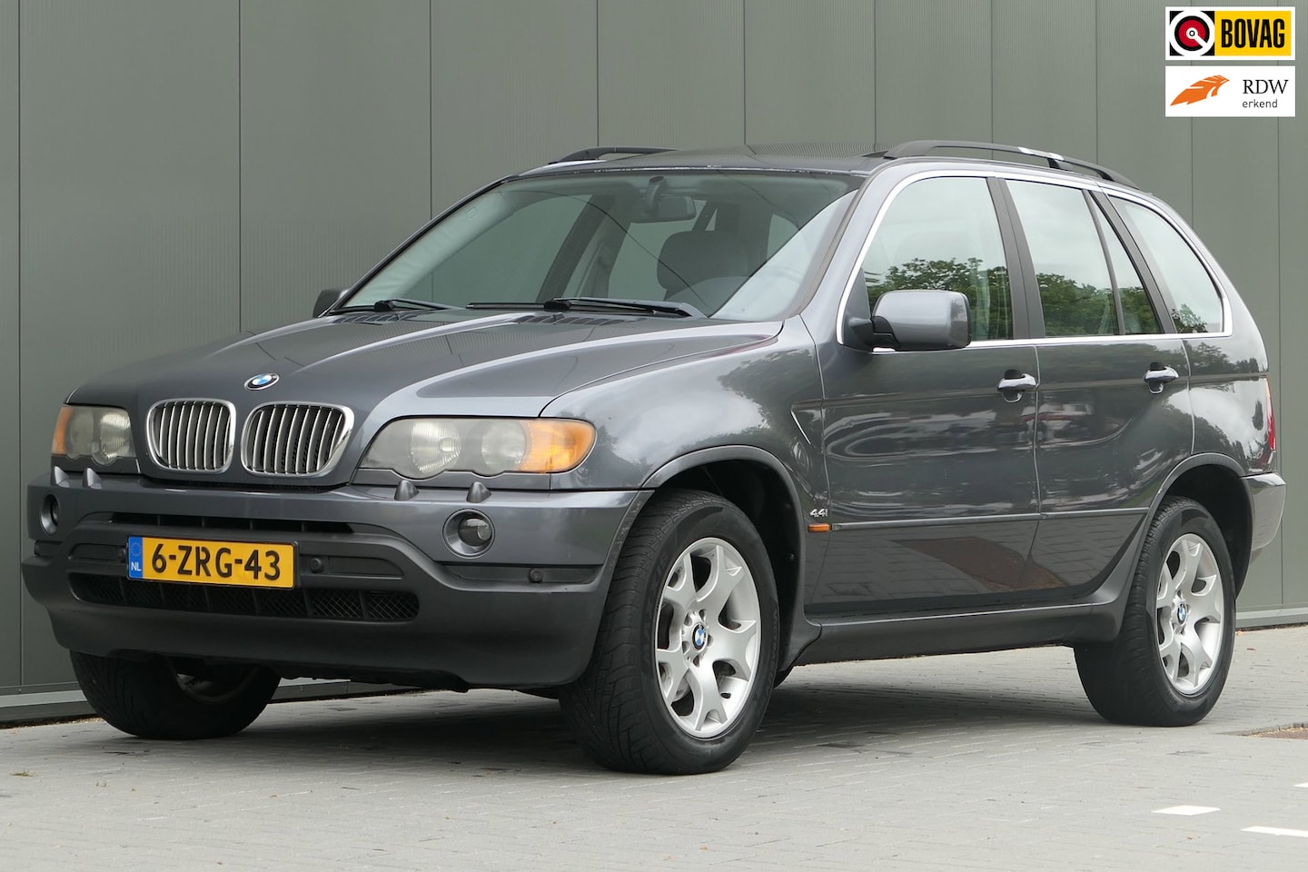 BMW X5 - 4.4i Youngtimer Schuifdak Memory Navi Stoelverwarming - AutoWereld.nl
