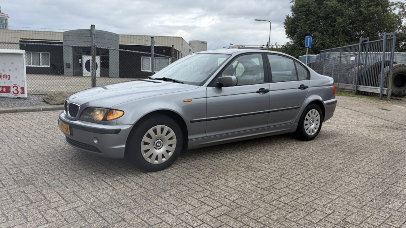 BMW 3-serie - 316i Essence 316i Essence - AutoWereld.nl