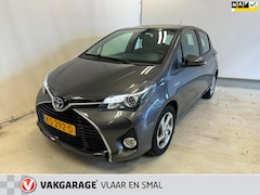 Toyota Yaris - 1.5 Hybrid Trend- 5 deurs-1e eigenaar-Camera-Navigatie-dealer onderhouden