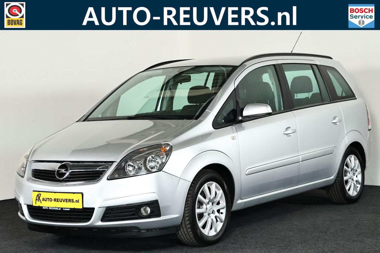 Opel Zafira - 1.6 Essentia / Cruisecontrol / 7 Persoons / Trekhaak - AutoWereld.nl