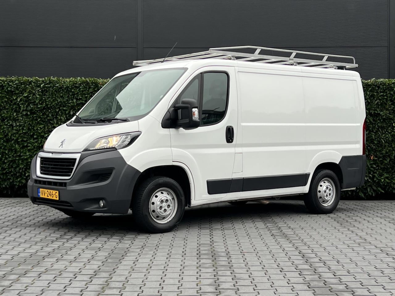 Peugeot Boxer - Bestel 330 2.2 HDI L1H2 XR, NL AUTO, NAP LOGISCH, AIRCO, NAVIGATIE, CRUISE CONTROL, CAMERA - AutoWereld.nl