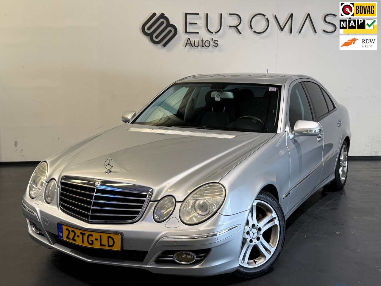 Mercedes-Benz E-klasse - 280 Avantgarde Automaat Airco Trekhaak Nieuwe Apk - AutoWereld.nl