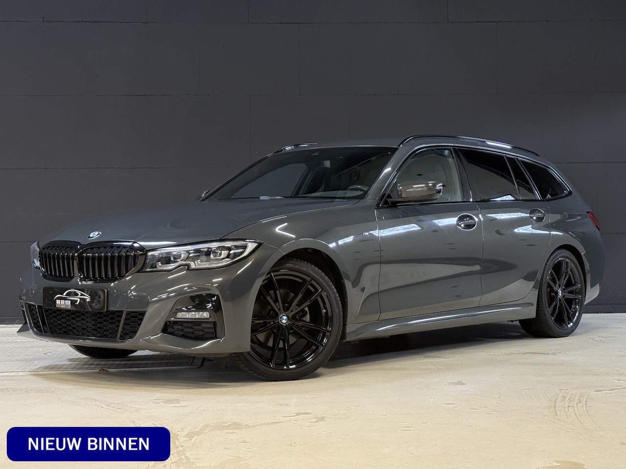 BMW 3-serie Touring - 320i High Executive Edition | M-Sport | Apple Carplay | Leder | Camera - AutoWereld.nl