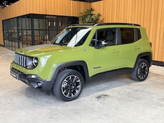 Jeep Renegade - 4xe 240 Plug-in Hybrid Electric Trailhawk Leer | Panoramadak| Trekhaak 1 eigenaar 47000 km