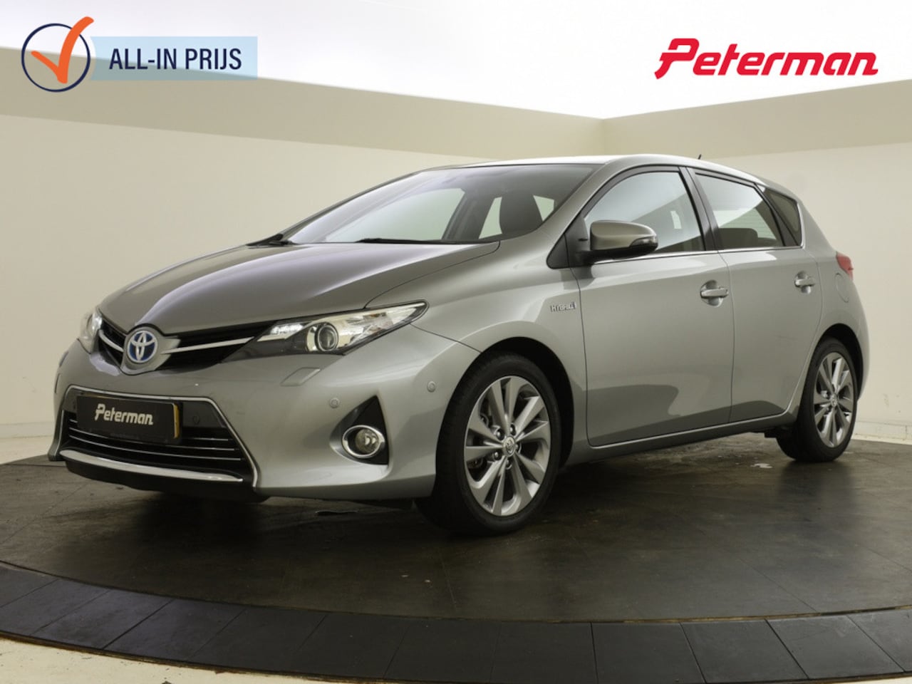 Toyota Auris - 1.8 Hybrid First Edition | PDC | Stoelverw. | Navigatie - AutoWereld.nl