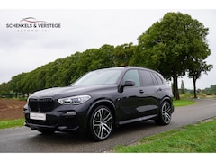 BMW X5 - xDrive45e High Executive / BTW / Pano / Trekhaak / Sky Lounge / Co Pilot /