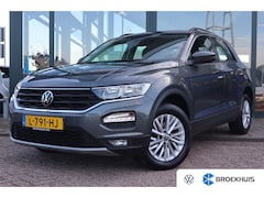 Volkswagen T-Roc - 1.5 TSI Style 150PK | Airco | Cruise control adaptief | Navigatiesysteem