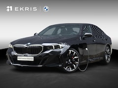 BMW 5-serie - Sedan 550e xDrive | M Sportpakket Pro | Innovation Pack | Panodak | Adaptief Onderstel Pro