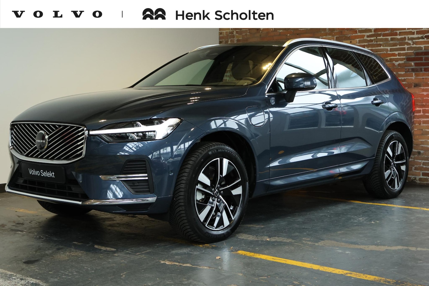 Volvo XC60 - T6 Plug-in hybrid AWD Plus Bright | Nieuw model | 360° Parkeercamera | Stoelverwarming | S - AutoWereld.nl