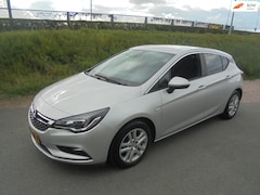 Opel Astra - astra 1.4 benzine 5 deurs airco trekhaak