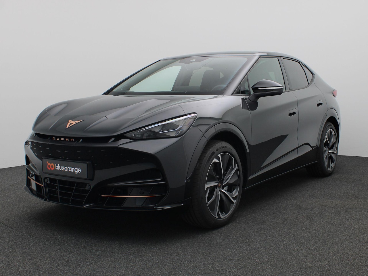 CUPRA Tavascan - Business 82 kWh 286PK Aut. SOH 100% Trekhaak, 360gr. Camera, Stoelverwarming, 20" LM Velge - AutoWereld.nl