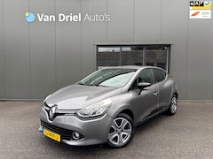Renault Clio - TCe 90 Night&Day / RLink Navigatie / Parkeersensoren achter