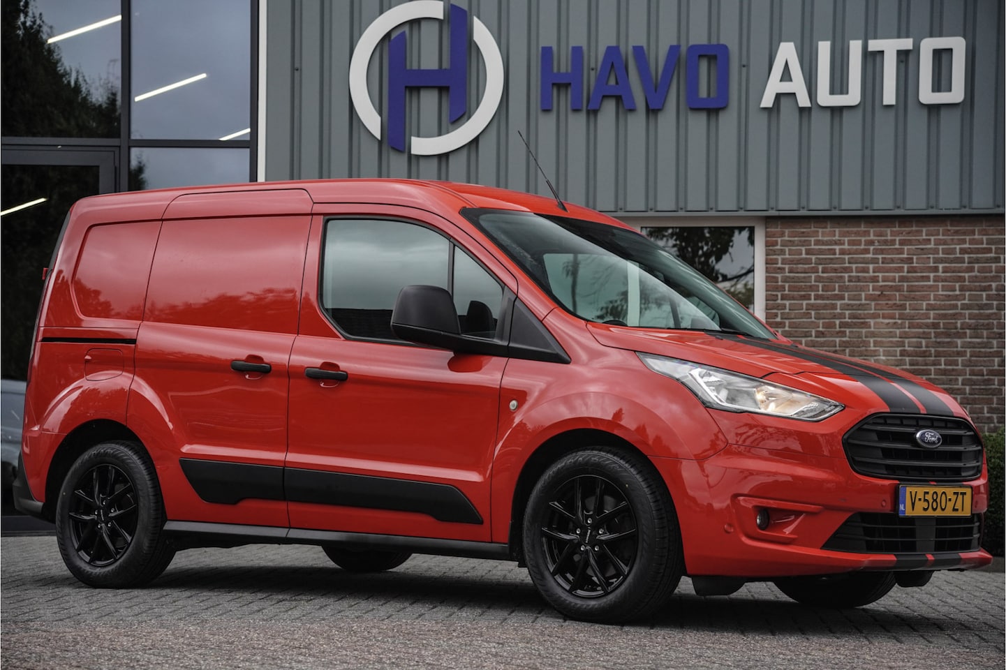 Ford Transit Connect - 1.0 Benzine, AIRCO, 3-ZITS, BTW-VRIJ / MARGE - AutoWereld.nl