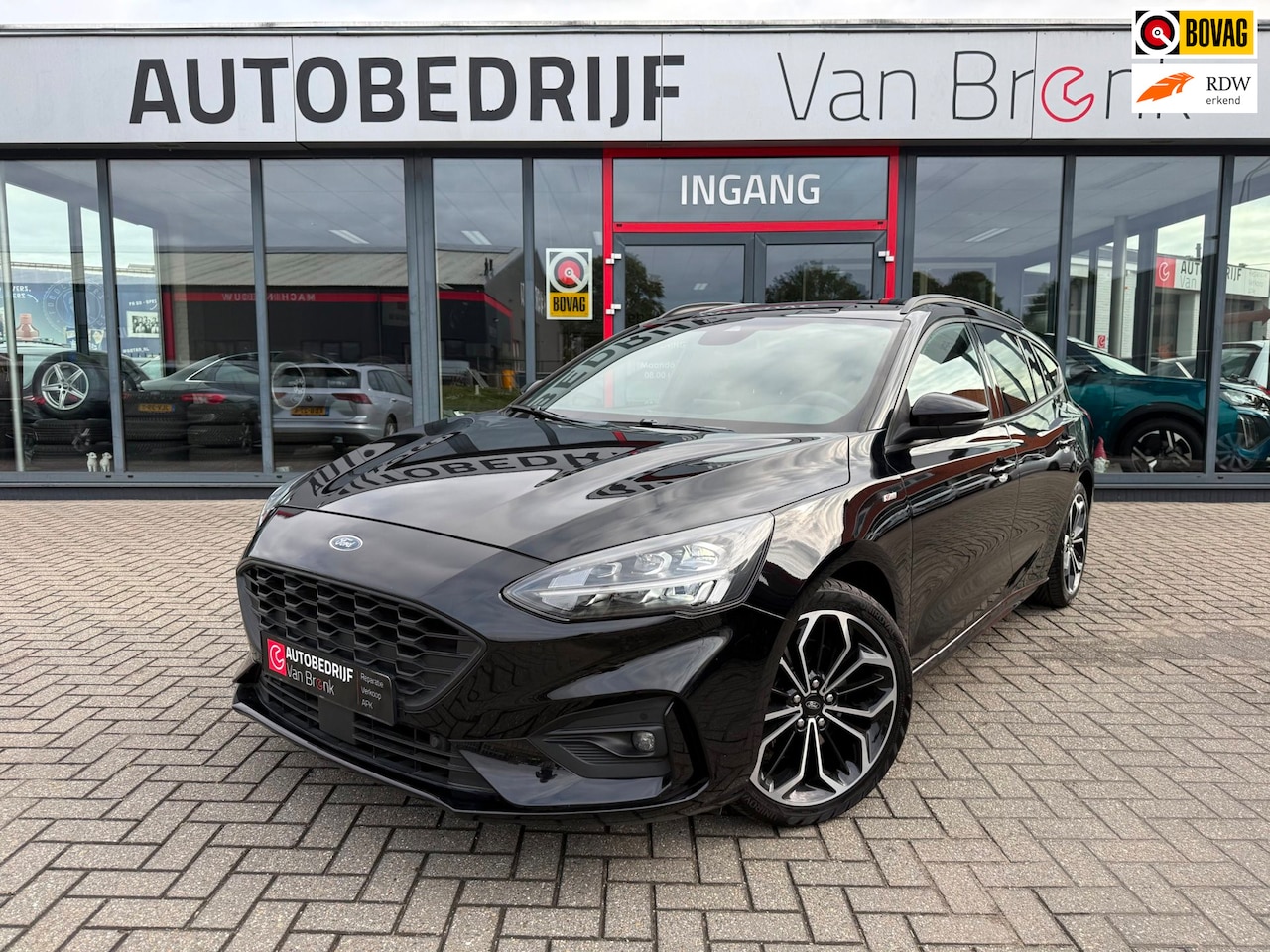 Ford Focus Wagon - 1.0 EcoBoost ST Line Business | Leder | LED - AutoWereld.nl