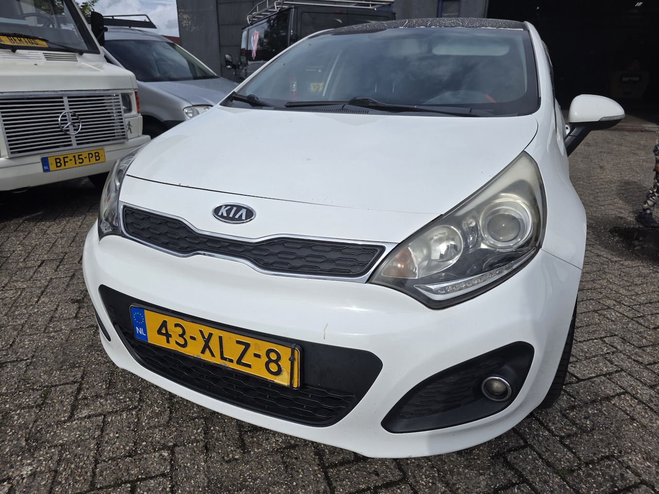 Kia Rio - 1.2 CVVT Super Pack Bj.2012 Sportuitvoering *Let op moter loopt niet* - AutoWereld.nl
