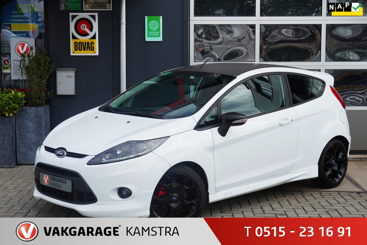 Ford Fiesta - 1.6 Sport 120PK NAP Airco/Cruise/PDC/Trekh. - AutoWereld.nl