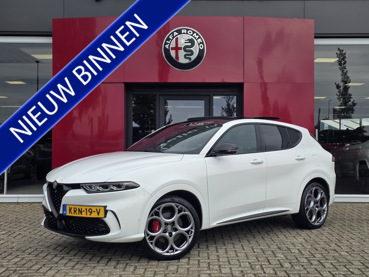 Alfa Romeo Tonale - 1.3T PHEV 280PK Tributo Italiano | Panorama-dak | Camera 360 | Leer - AutoWereld.nl