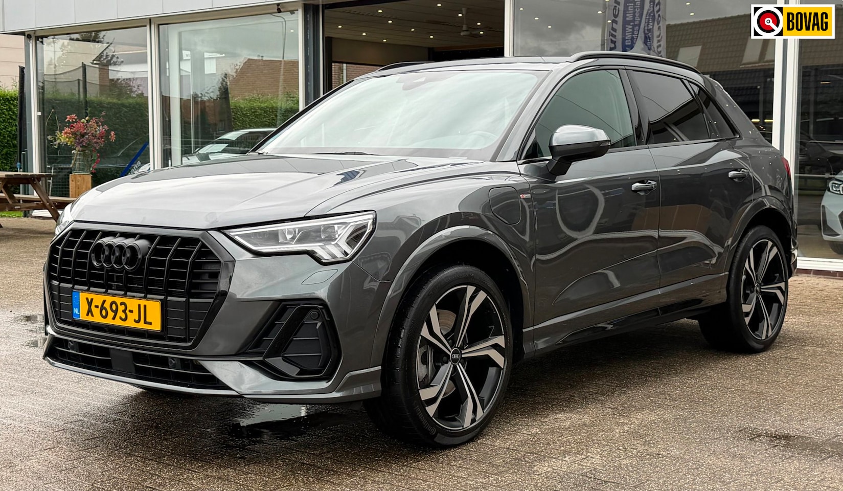 Audi Q3 - 45 TFSI e S edition / PLUG IN / LED / SOH 97% - AutoWereld.nl