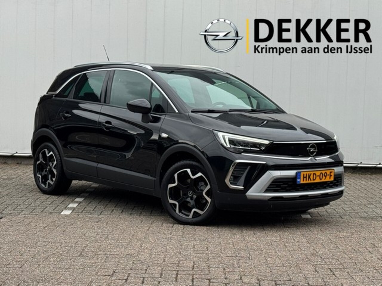Opel Crossland - 1.2 Turbo Ultimate met Navi/Camera, AGR met Alcantara, 17inch - AutoWereld.nl