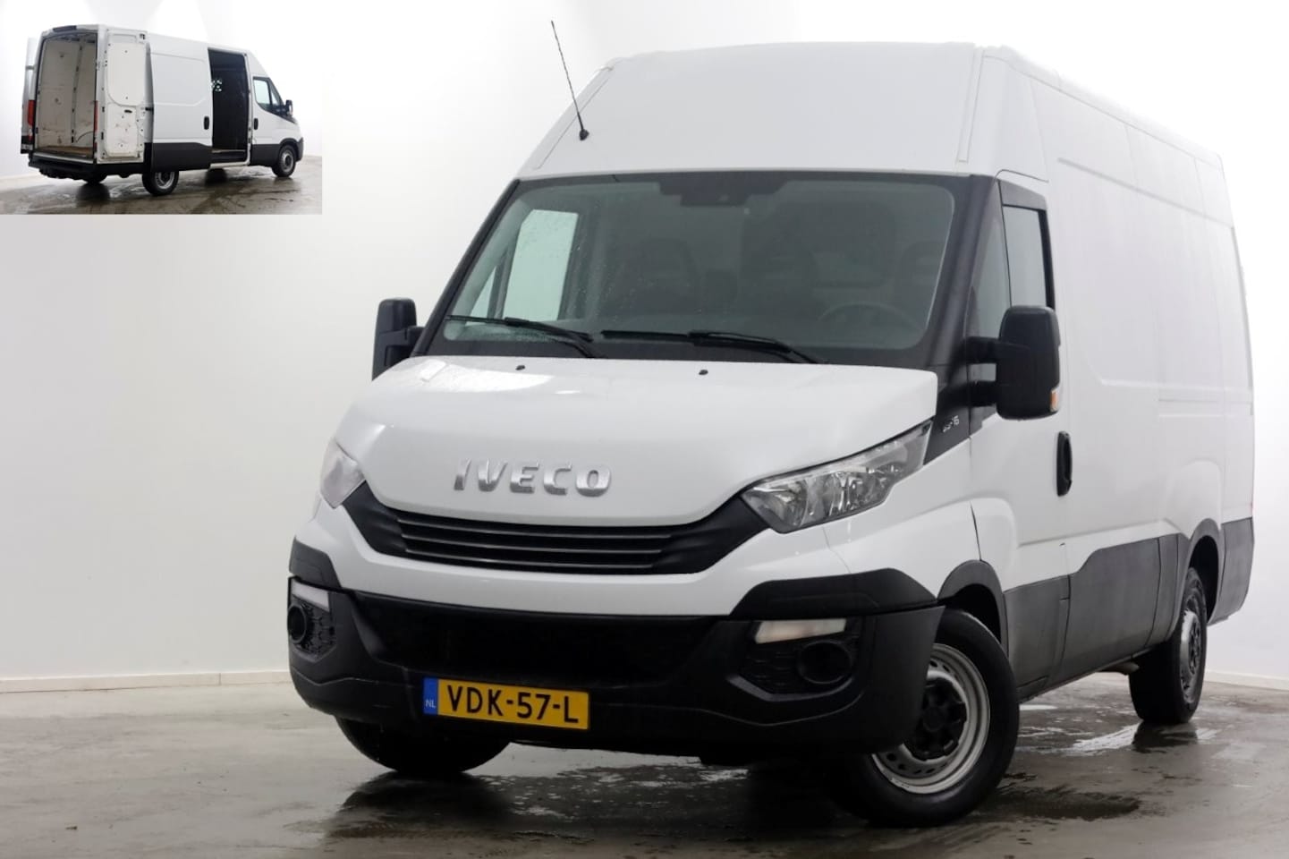 Iveco Daily - 35 S 16 35S16 160pk E6 L2H2 HiMatic Automaat Airco/Camera/Trekhaak 3500kg 02-2018 - AutoWereld.nl