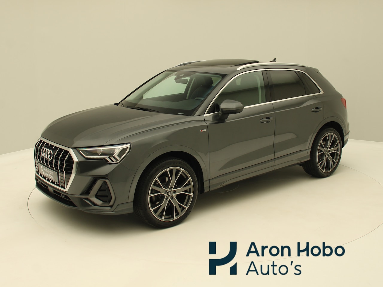 Audi Q3 - 35 TDI S-Line Pano, Trekhaak, Keyless, ACC - AutoWereld.nl