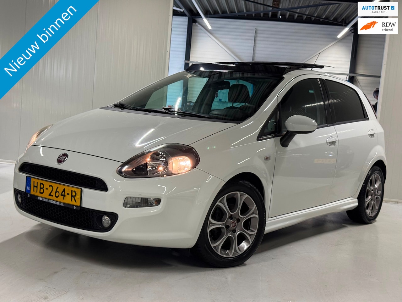 Fiat Punto Evo - 0.9 TwinAir Lounge Airco|Panoramadak! - AutoWereld.nl