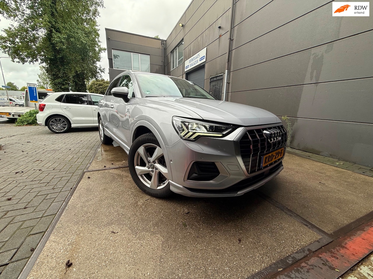 Audi Q3 - 40 TFSI quattro Pano/Matrix/360Cam/Lage km - AutoWereld.nl