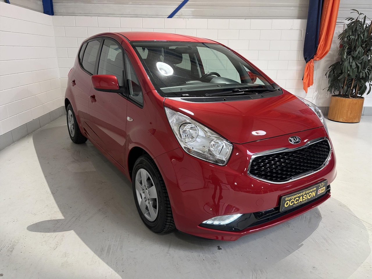 Kia Venga - 1.6 CVVT AUT Camera, Cruise, Led, Navi - AutoWereld.nl