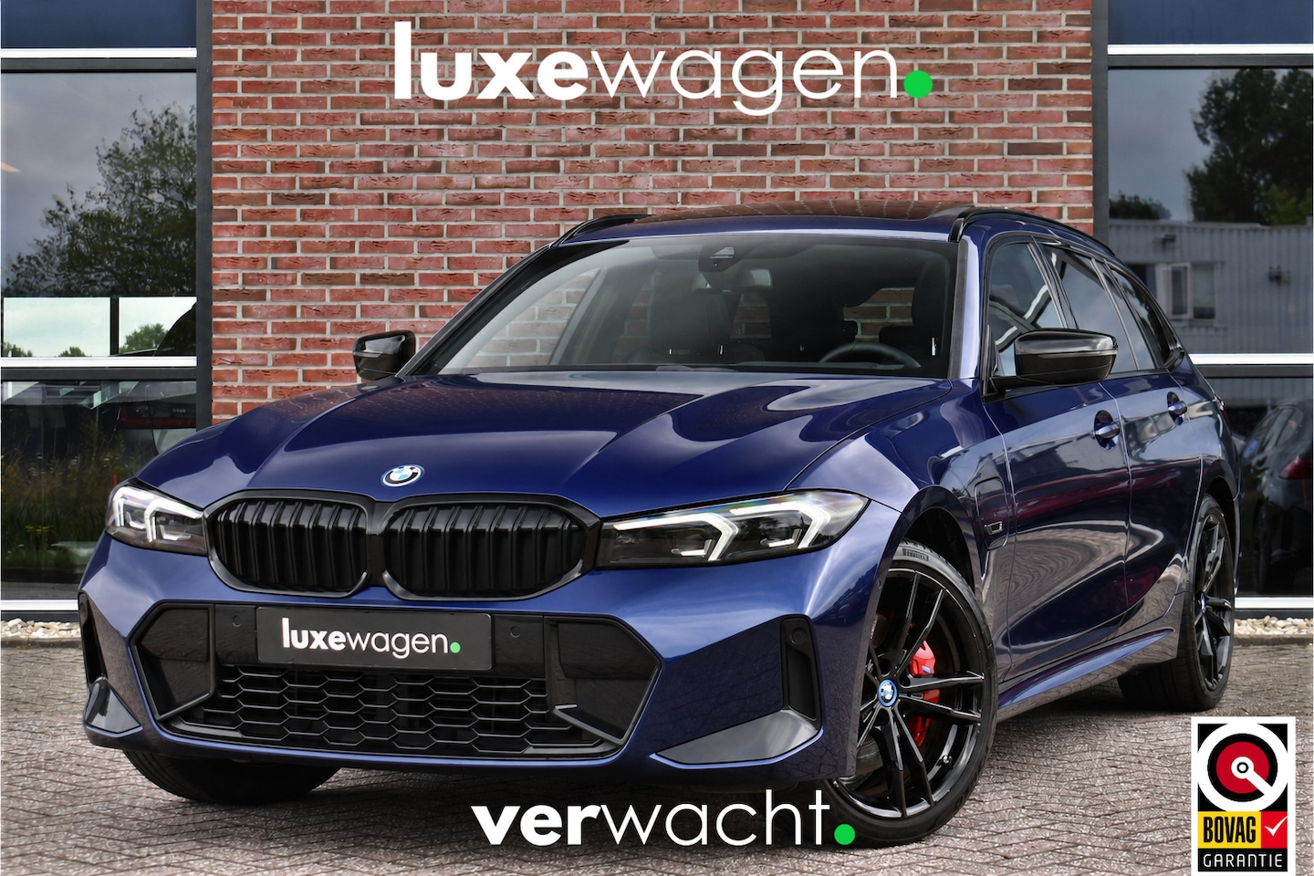 BMW 3-serie Touring - 330e xDrive M-Sport Pro Pano DA-Prof 360 HUD H/K E-zetels 19inch - AutoWereld.nl