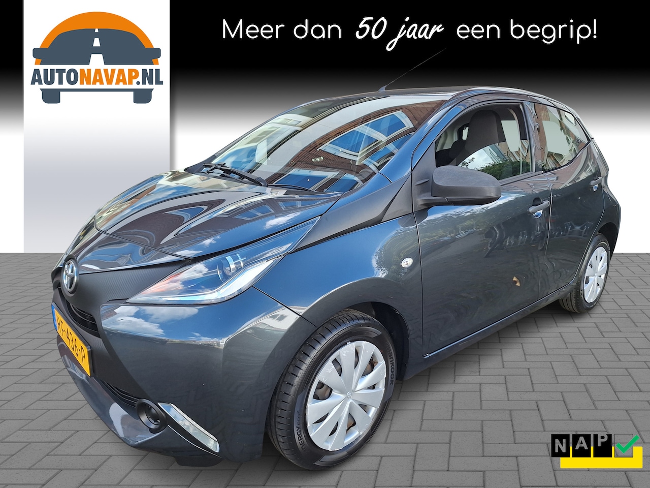 Toyota Aygo - 1.0 VVT-i X-Fun 5Drs /67.000 Km/Airco/Bluetooth/Garantie - AutoWereld.nl
