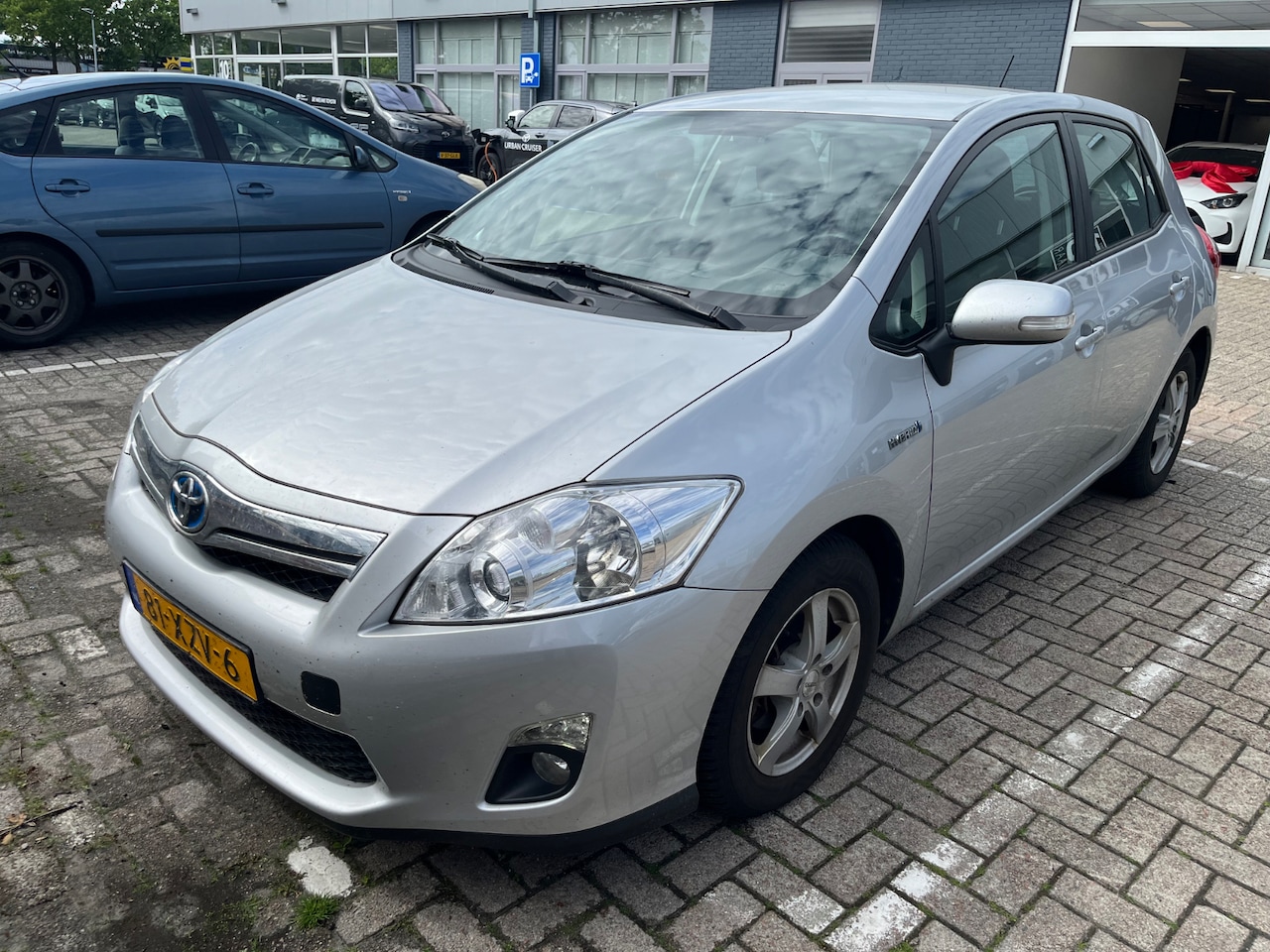 Toyota Auris - 1.8 Full Hybrid Business ECC/Cruise/ 1e Eigenaar! - AutoWereld.nl
