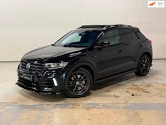 Volkswagen T-Roc - 2.0 TSI 4Motion R | AKRAPOVIC | PANO | BEATS | MAXTON DESIGN | KAMELEON FOLIE