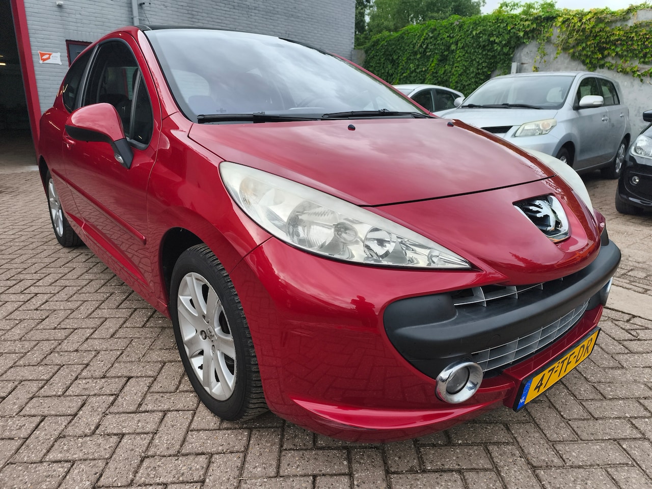 Peugeot 207 - XS Pack 1.6-16V, APK 30-04-2027 - AutoWereld.nl