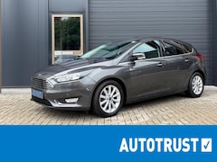 Ford Focus - 125pk Titanium CARPLAY | CLIMA | NAVI | STOEL + STUURVERWARMING |ZEER NETTE AUTO