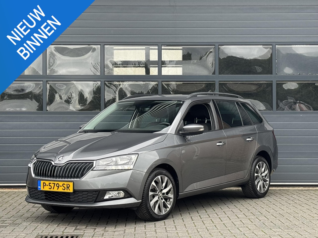 Skoda Fabia Combi - 1.0 TSI BUSINESS EDITION I TREKHAAK I ALL-SEASON BANDEN I APPLE CARPLAY I CRUISE CONTROL - AutoWereld.nl