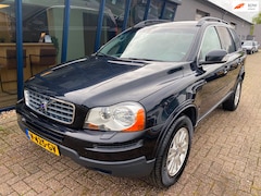 Volvo XC90 - 2.4 D5 Momentum Automaat GRIJS KENTEKEN / YOUNGTIMER