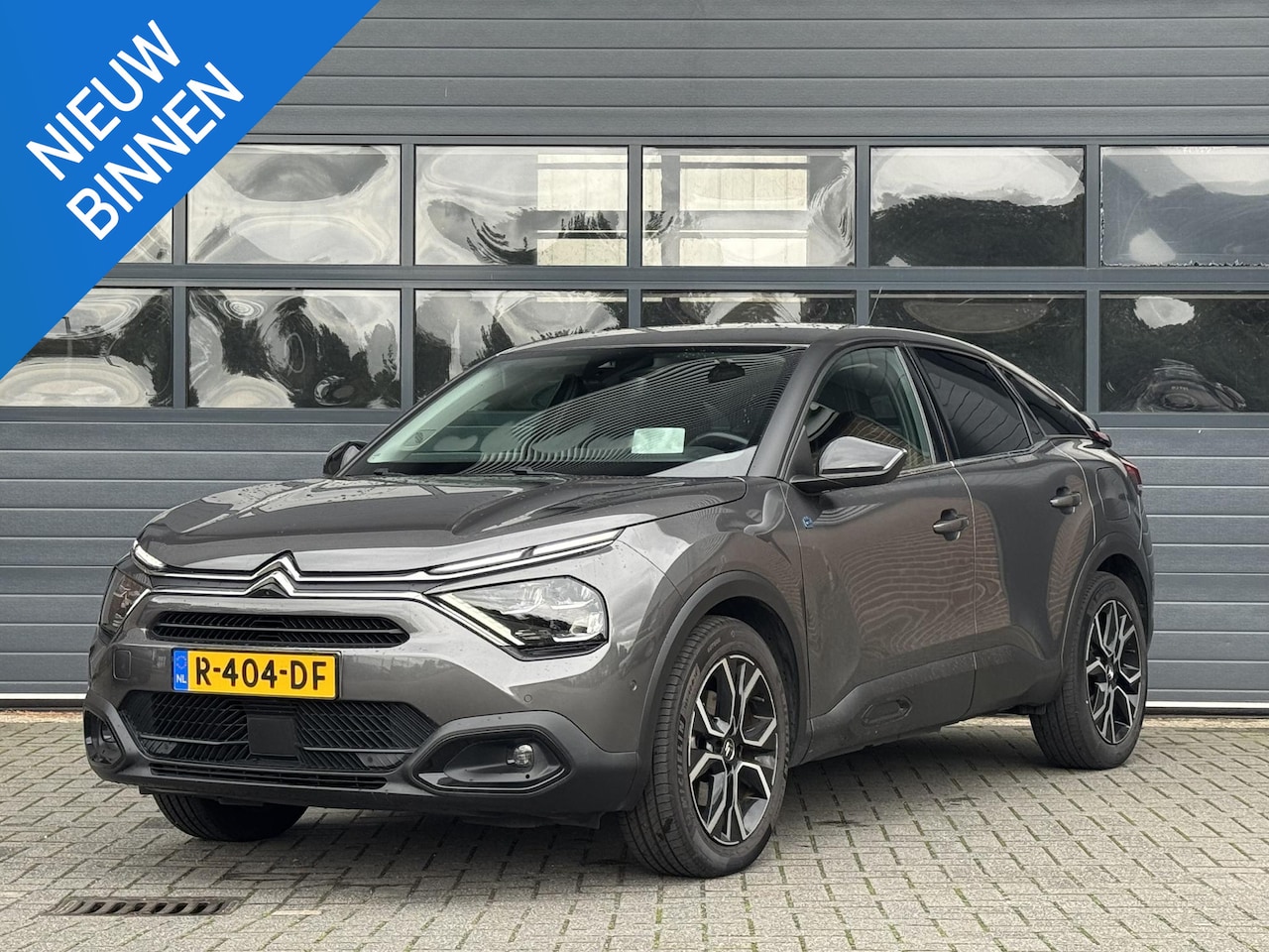 Citroën Ë-C4 - SHINE 50 kWh (88% SOH) I CLIMATE CONTROL I P-CAMERA I LEDEREN BEKLEDING I STOELVERWARMING - AutoWereld.nl